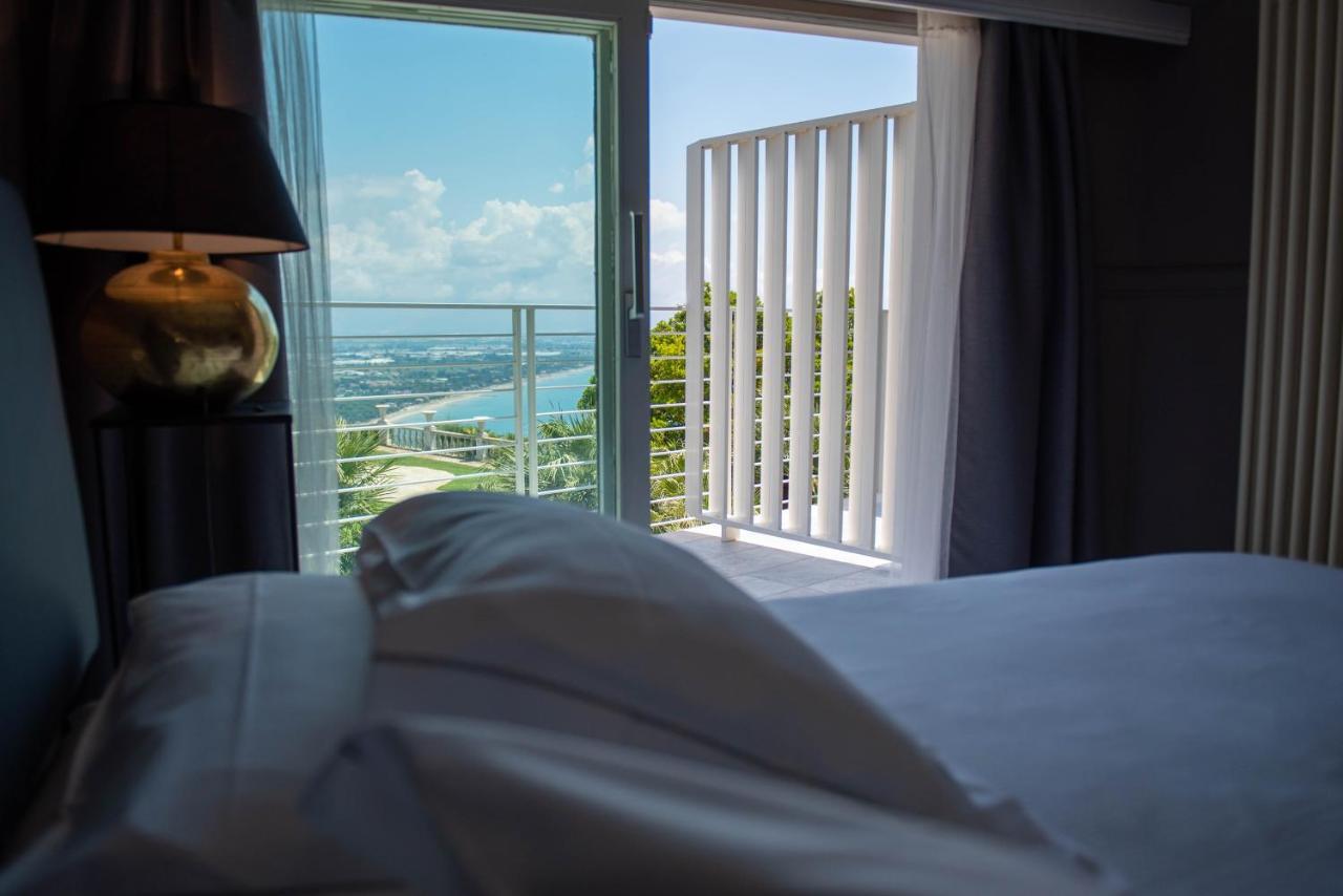 La Librata Boutique Hotel Terracina Eksteriør bilde