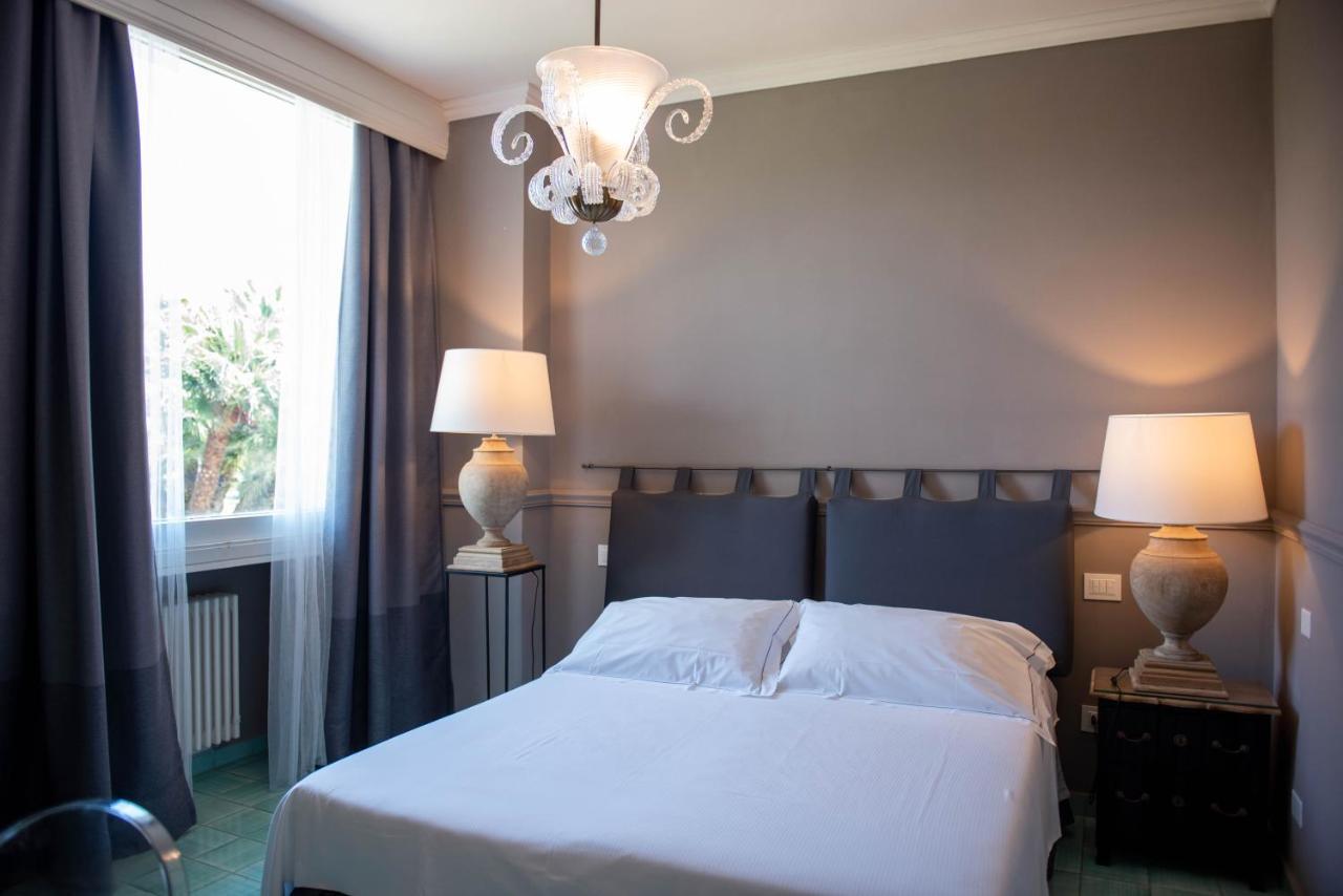 La Librata Boutique Hotel Terracina Eksteriør bilde